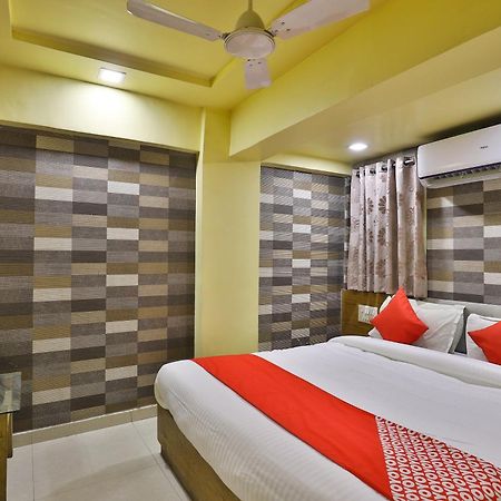 Spot On Hotel Shreeji Palace Ahmedabad Eksteriør bilde