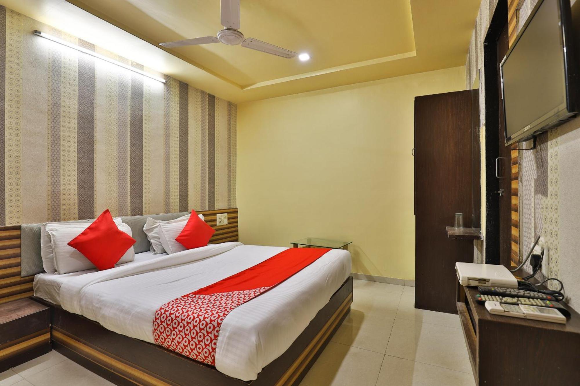 Spot On Hotel Shreeji Palace Ahmedabad Eksteriør bilde