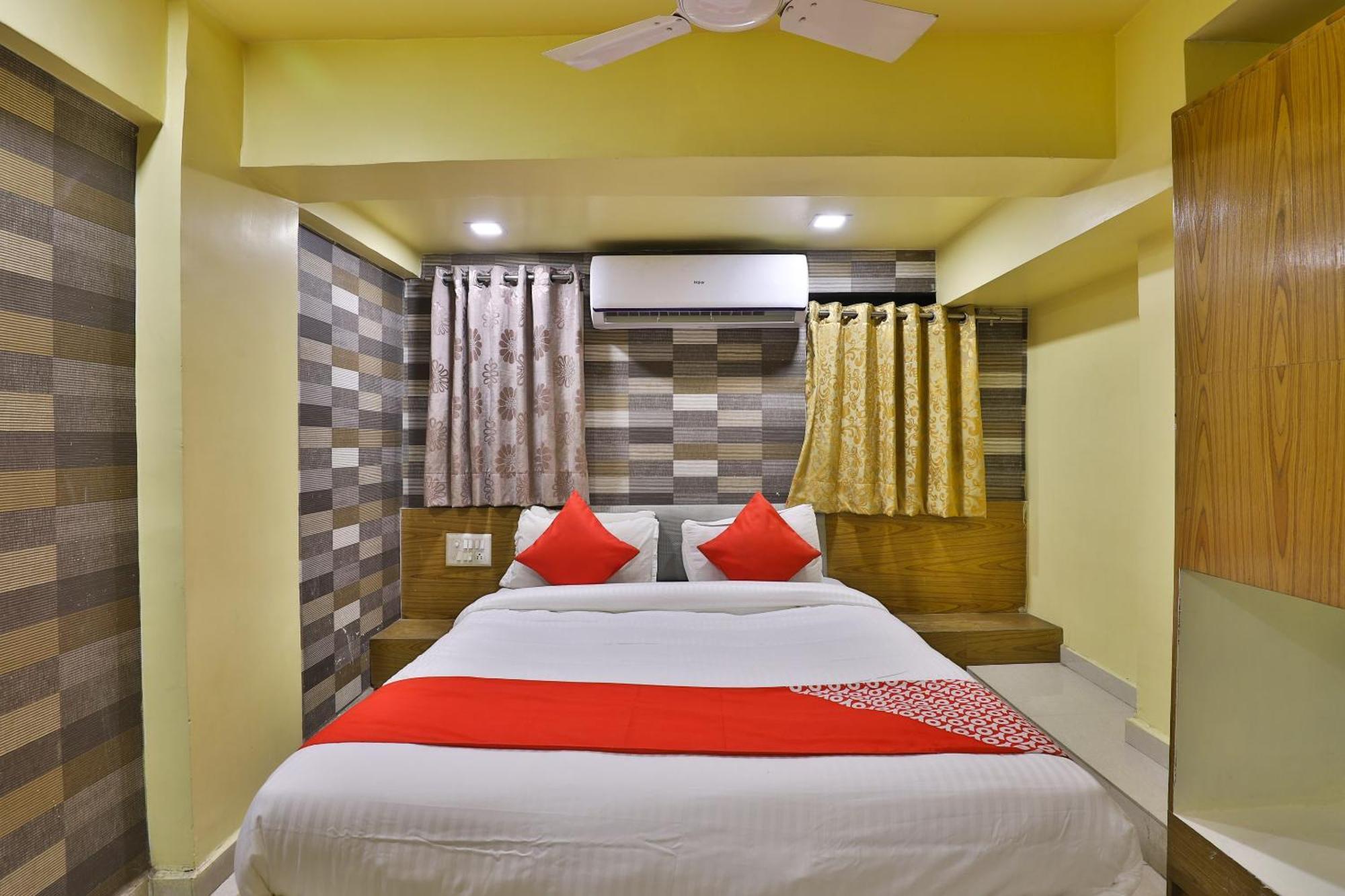 Spot On Hotel Shreeji Palace Ahmedabad Eksteriør bilde