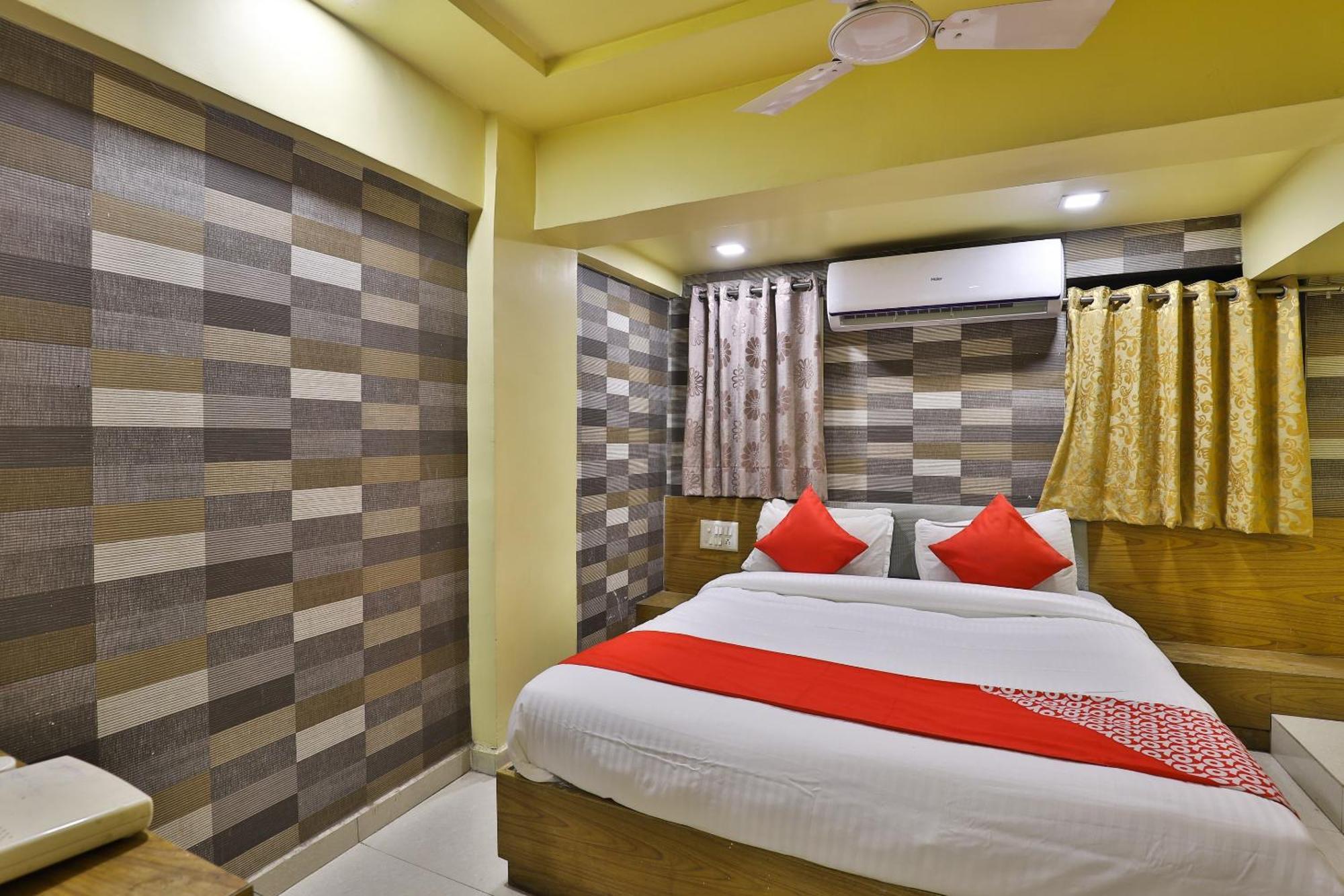Spot On Hotel Shreeji Palace Ahmedabad Eksteriør bilde