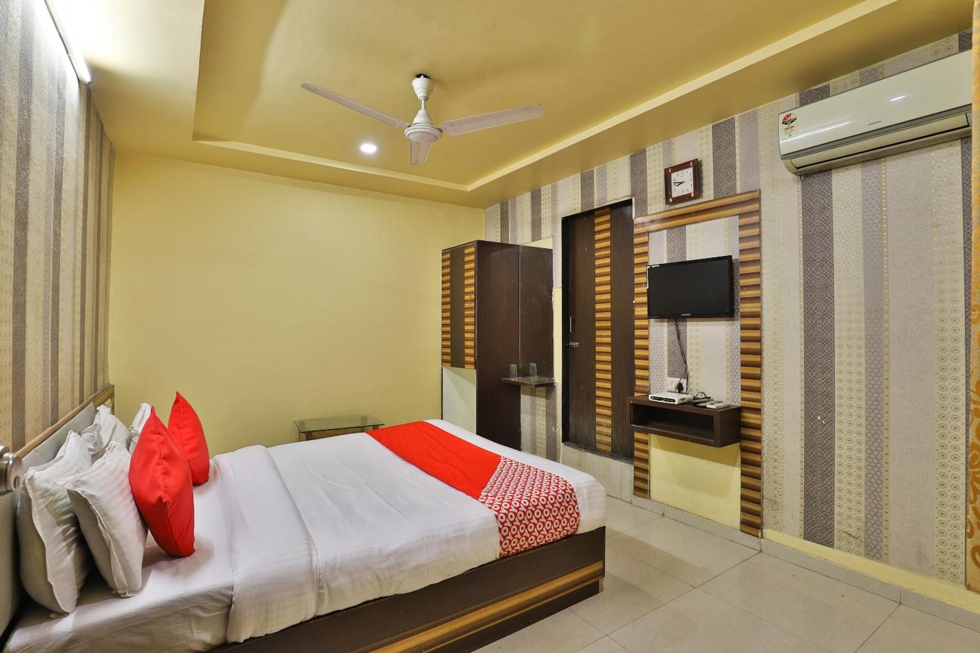 Spot On Hotel Shreeji Palace Ahmedabad Eksteriør bilde